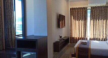 Hotel Dhasang Room Type - Executive Double Room
