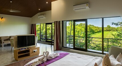 The Mango Resort Room Type - HONEYMOON MADHURA SUITE