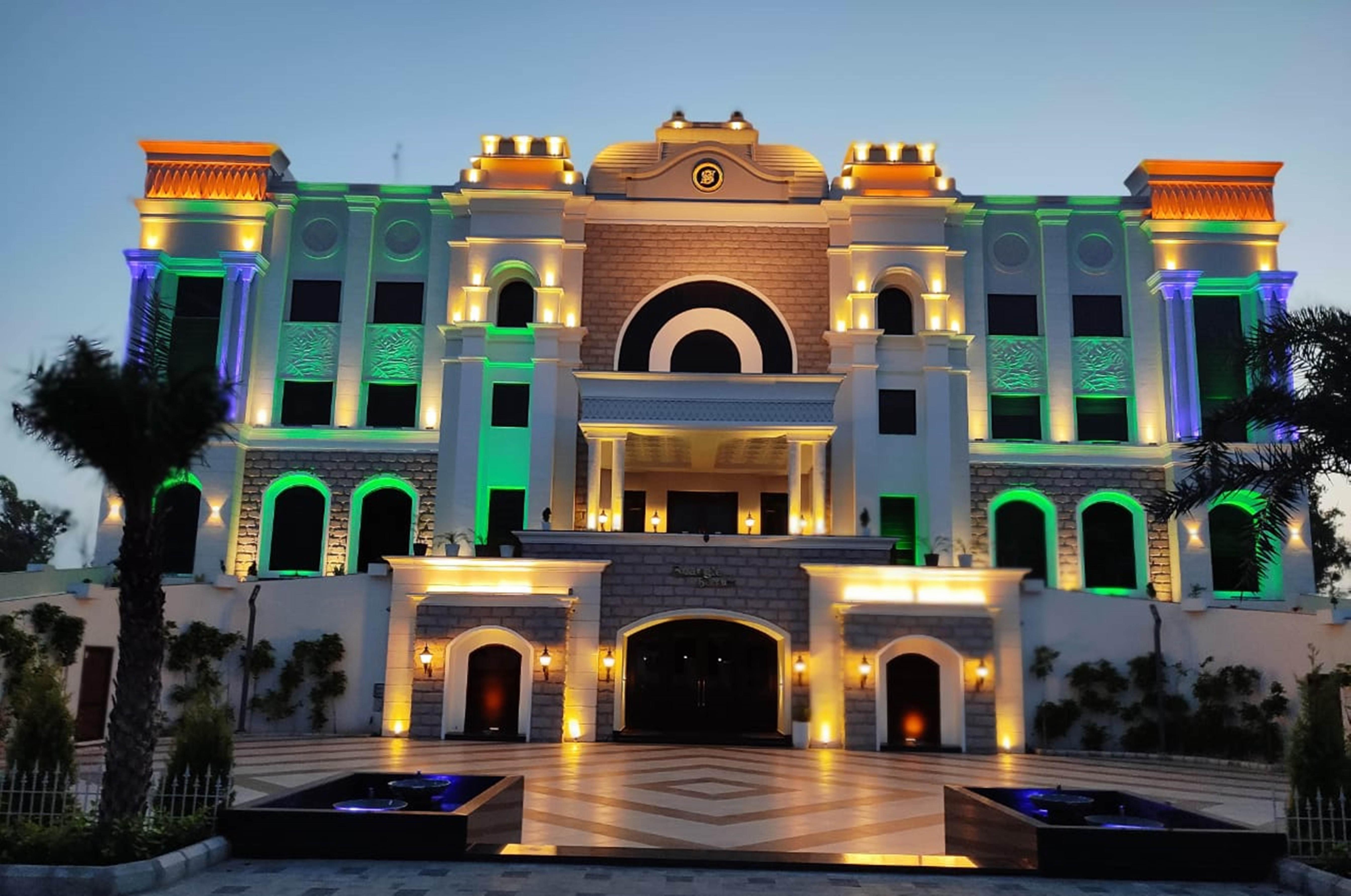 Hotel Spangle Stone - Tap to explore photos