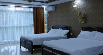 Riverside Inn Room Type - Family  Suite Room  4pax