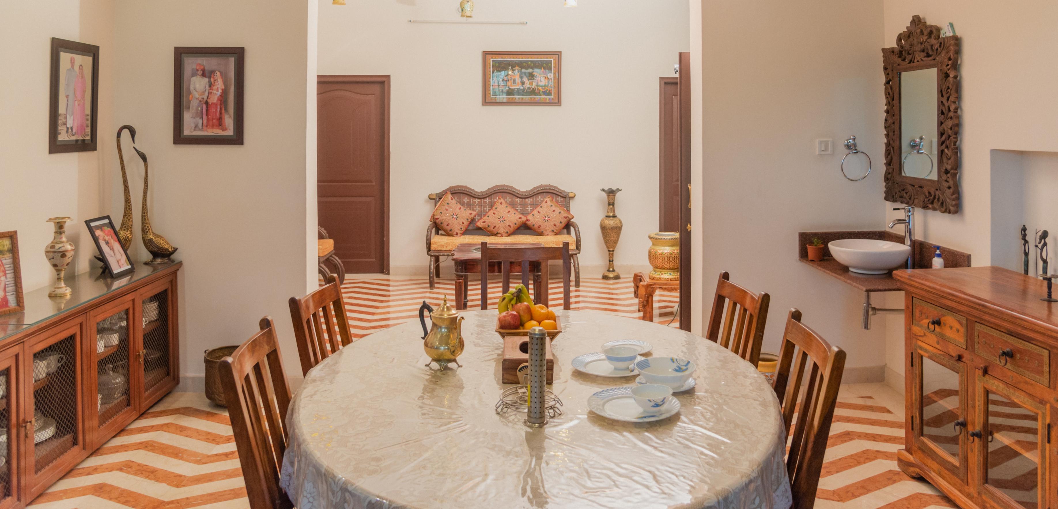 Abhimanyu Mansion| Luxury Heritage Stay with Garden and Sitout - Tap to explore photos