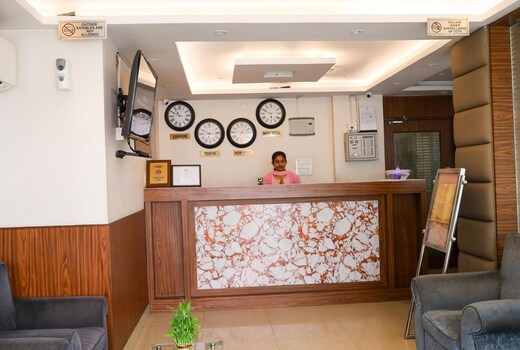 Amar Tree Express Hotel