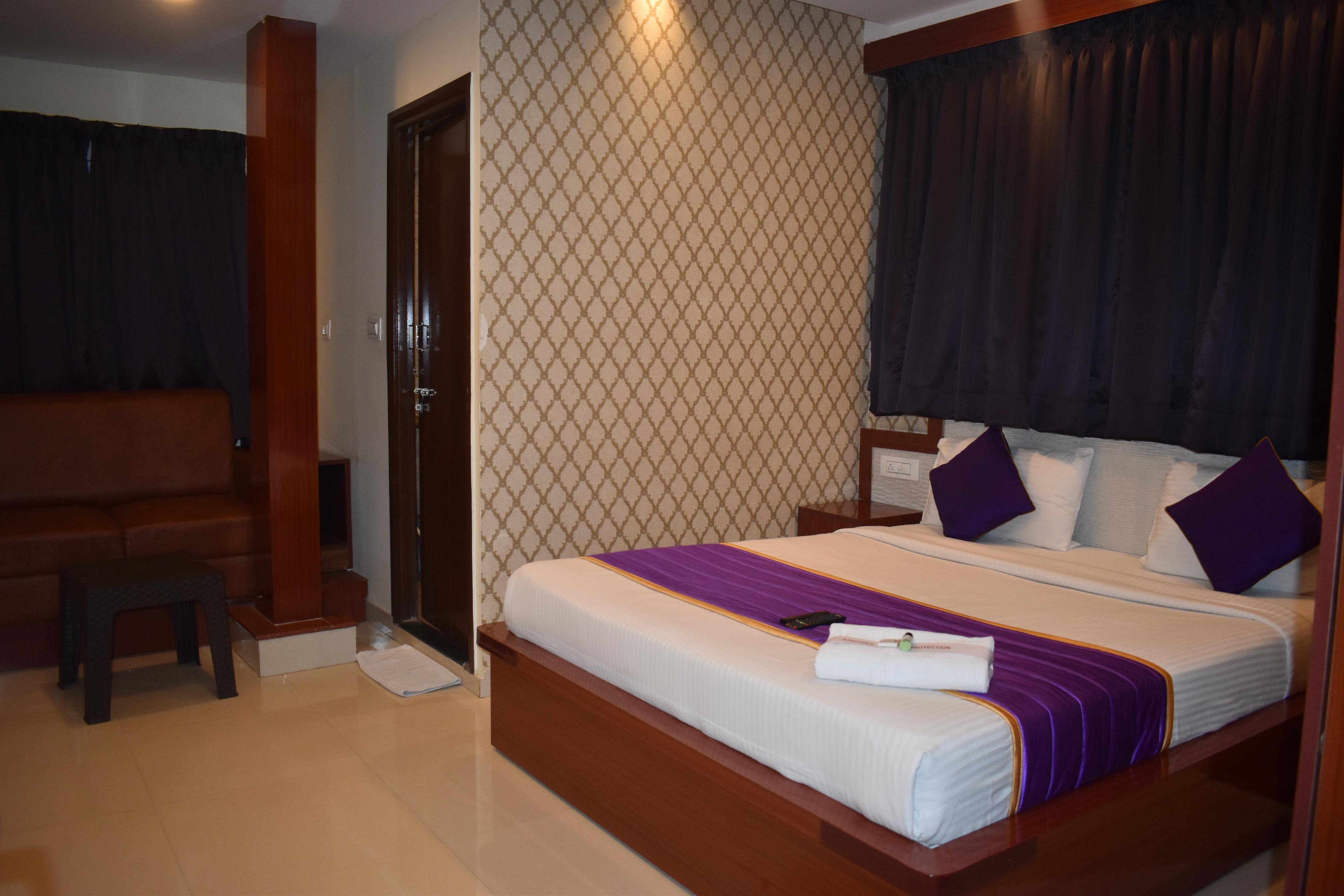 UR Comforts Room Type - Deluxe room