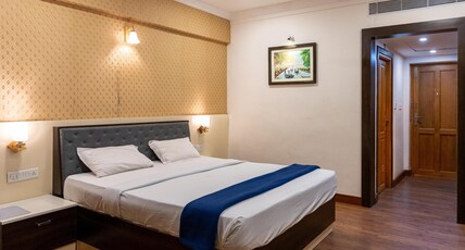 Malayalee Club,Chennai Room Type - Deluxe Room