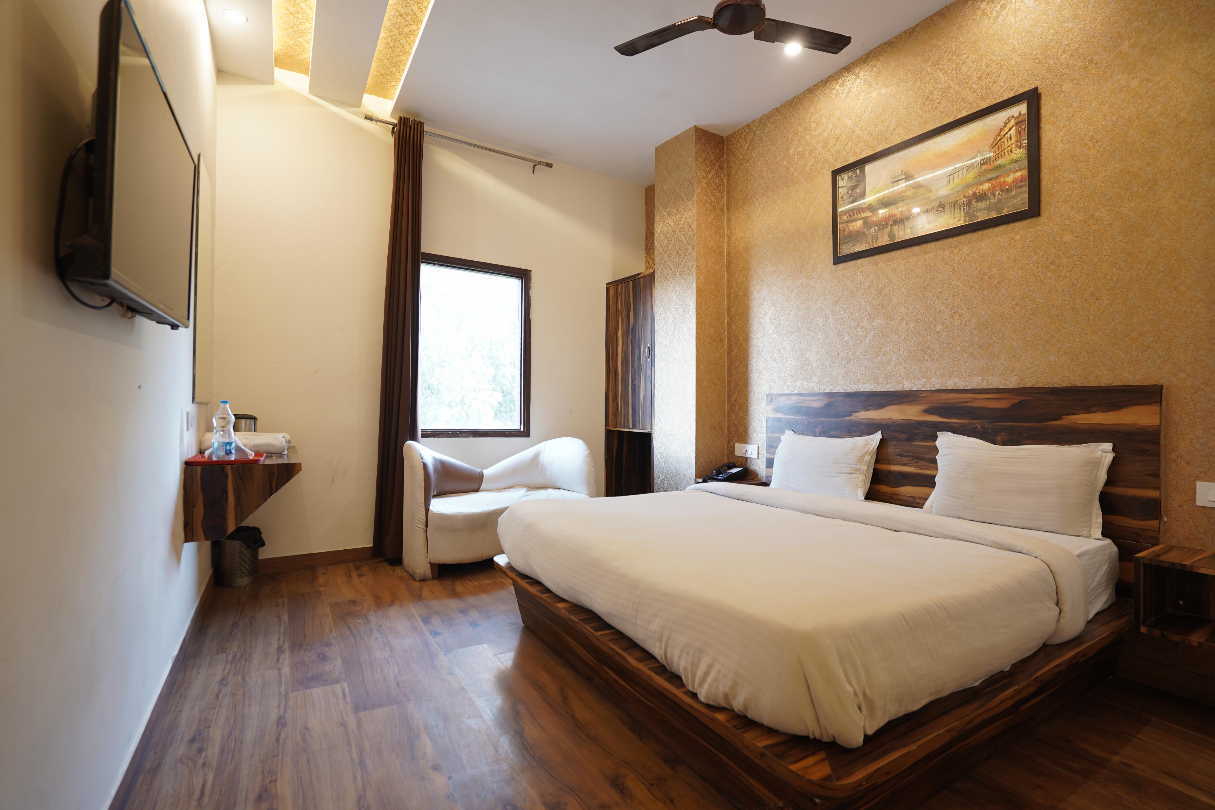 Viv Stay - Tap to explore photos