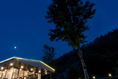 Yellow Mellow Resort