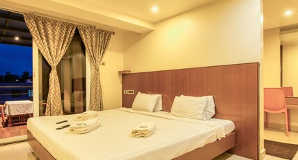 Sandanams Villa Kodaikanal Room Type - Balcony ROOM Sandanams Villa Kodaikanal Room Type - Balcony ROOM