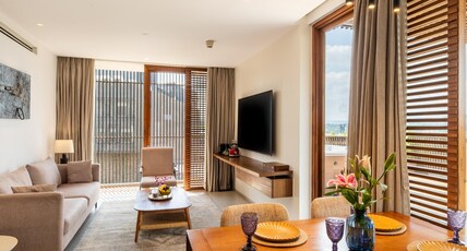 Radisson Resort & Spa Lonavala Room Type - Presidential Suite with Private Terrace, Jacuzzi and living room Radisson Resort & Spa Lonavala Room Type - Presidential Suite with Private Terrace, Jacuzzi and living room