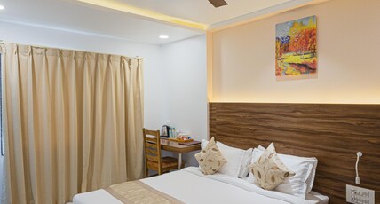 The RRA Kabras.com Hotel Nathdwara  (5 Min walk to Temple) Room Type - Deluxe Room
