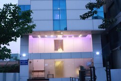 Hotel Satkar