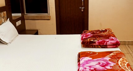 Hotel Satyam Palace, deoghar Room Type - Standard Non AC Hotel Satyam Palace, deoghar Room Type - Standard Non AC