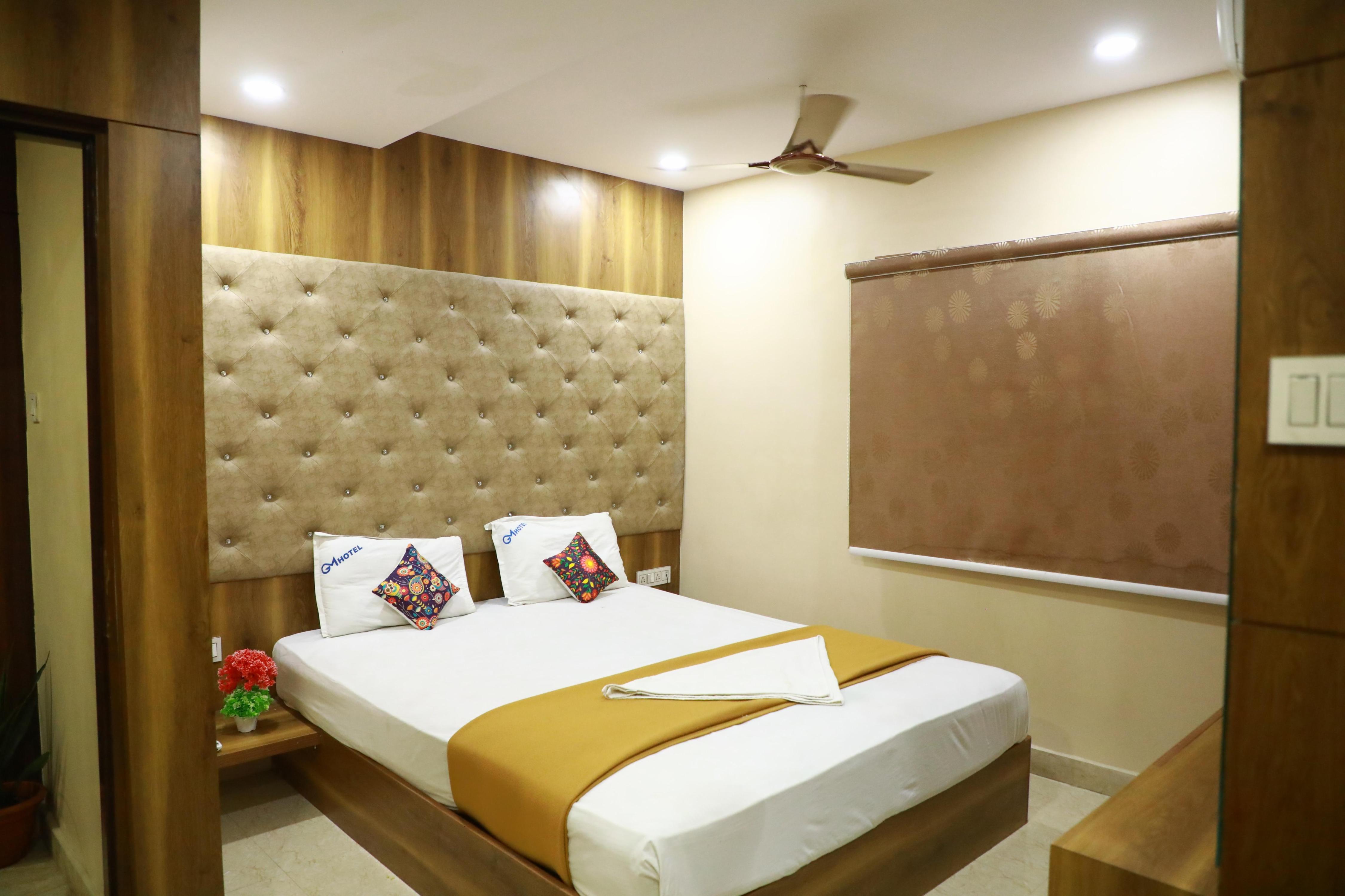 GM HOTEL Room Type - Deluxe Non AC Room