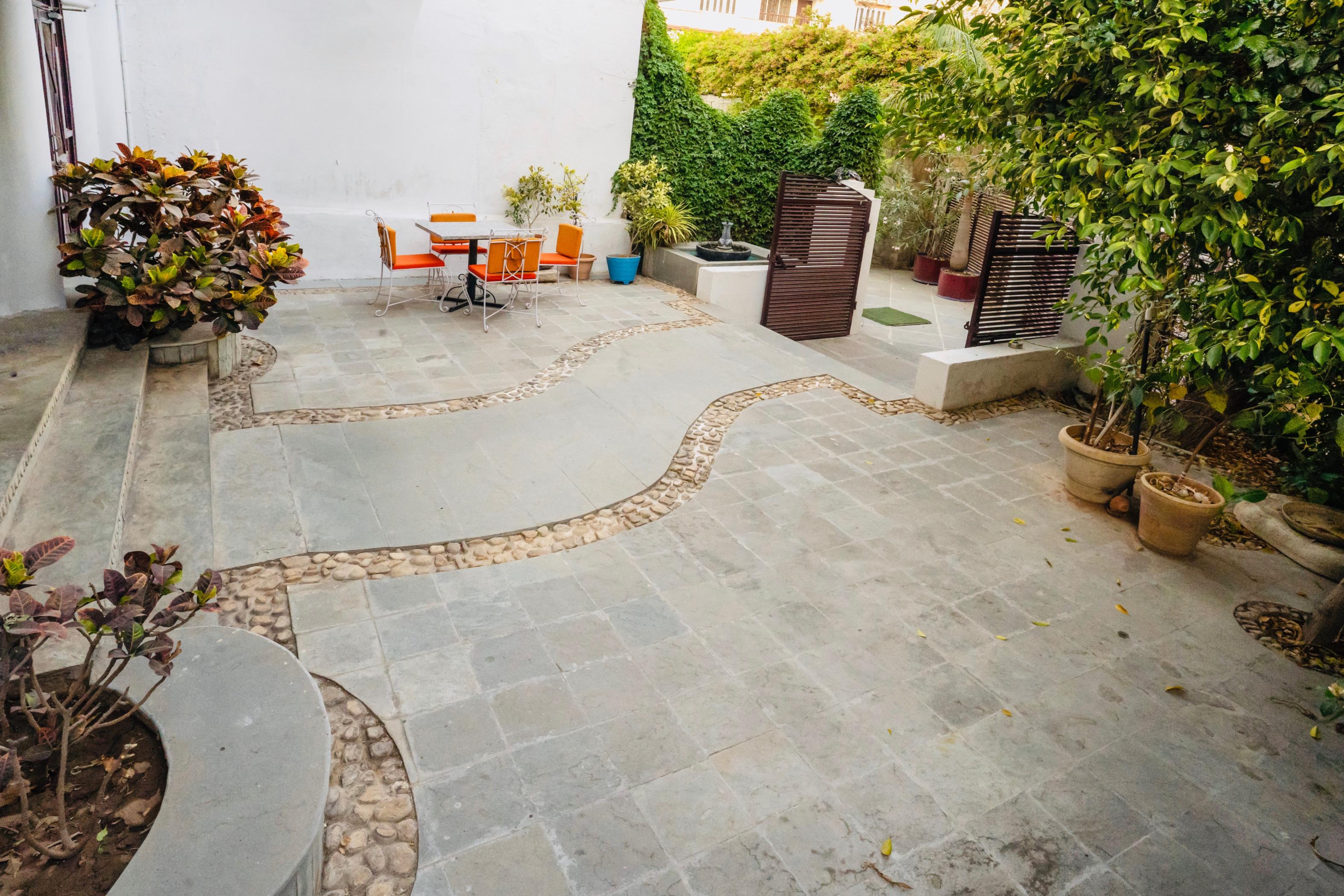 Bedla house (100 year old Bungalow) Rooms & Restaurant Hotel Udaipur