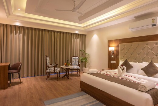 Kasauli Mist | Luxury Rooms