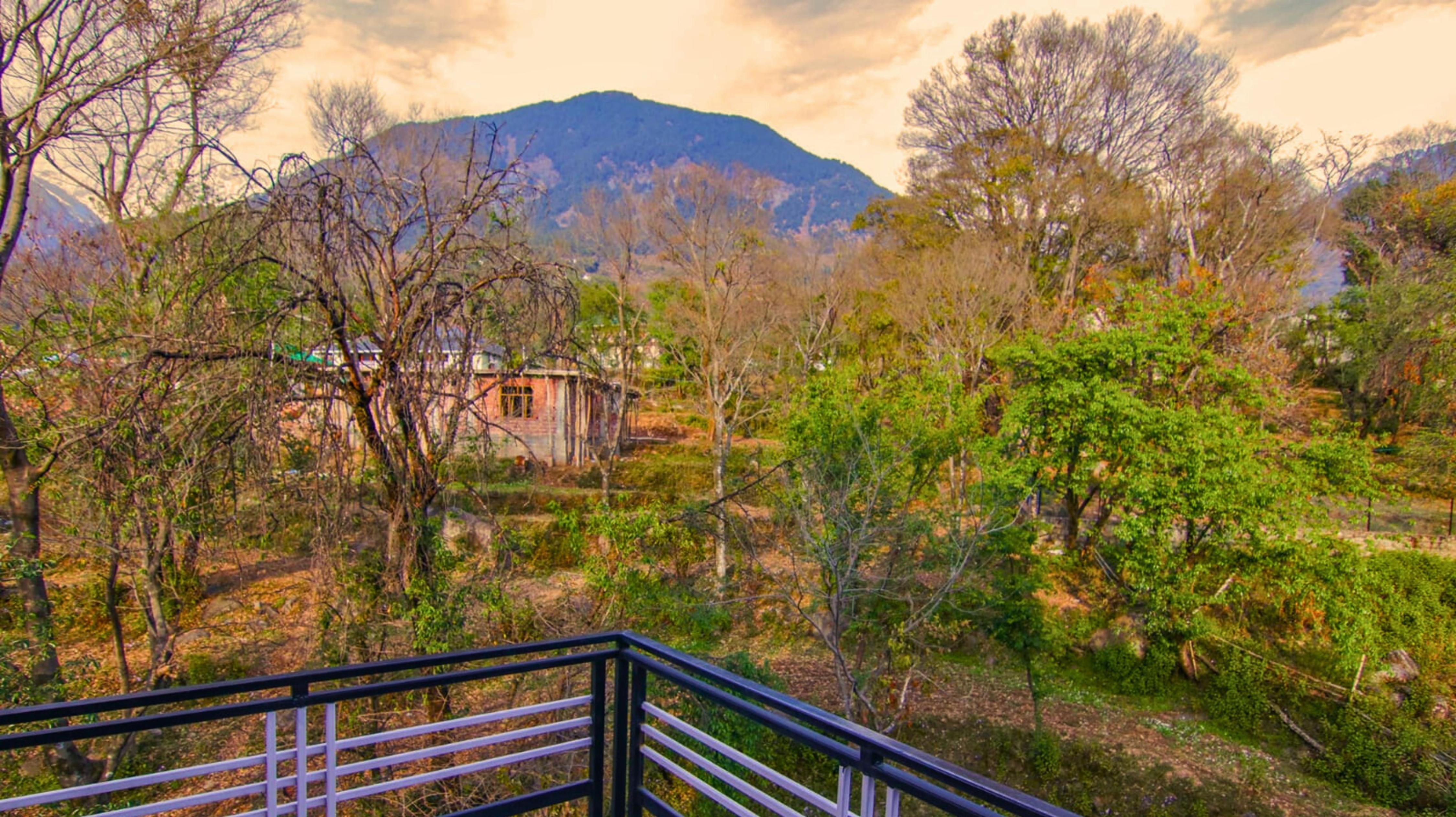 Hotel Sierra INN By Namana Valley - Tap to explore photos