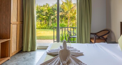 SIBAYA BEACH RESORT Room Type - Premium Cottage