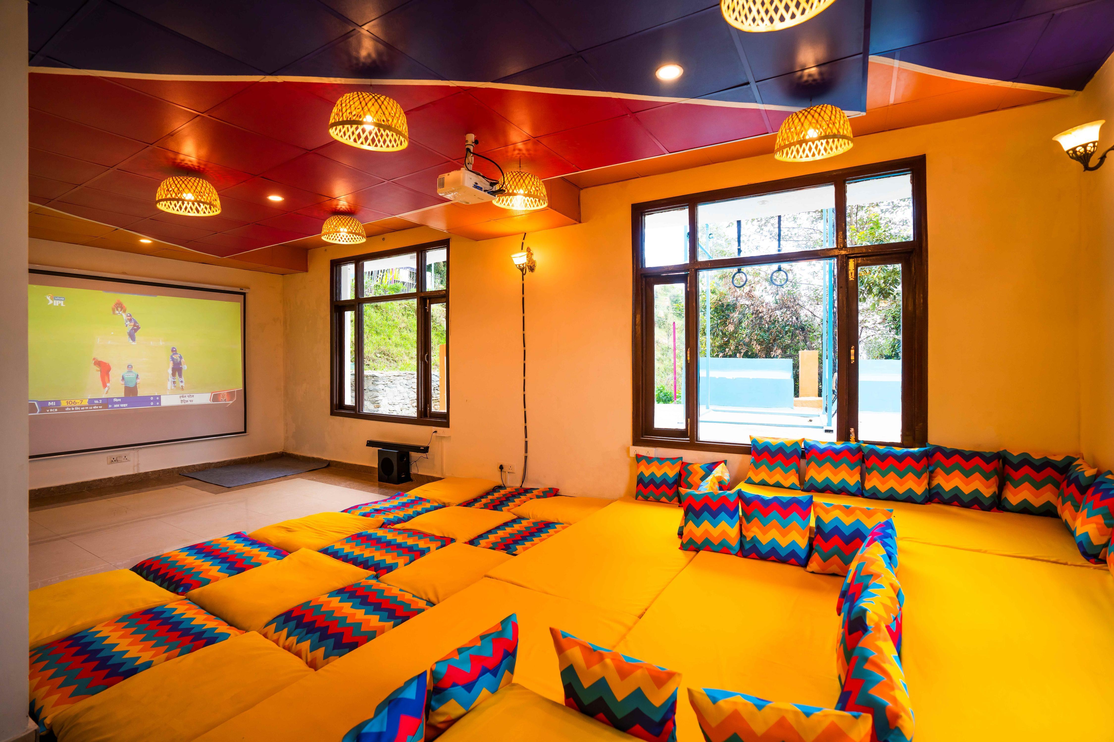 goSTOPS Mukteshwar - Private Rooms and Dorms - Tap to explore photos