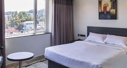 Ariya Nivaas - A Vegetarian Hotel Room Type - Super Deluxe AC Room