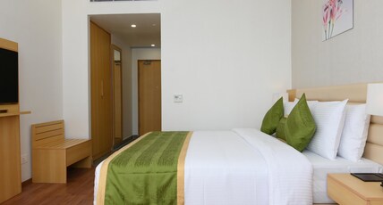 Pushkara Sarovar Portico Room Type - Deluxe Room - 1 Double Bed 21SQM Free WiFi Pushkara Sarovar Portico Room Type - Deluxe Room - 1 Double Bed 21SQM Free WiFi