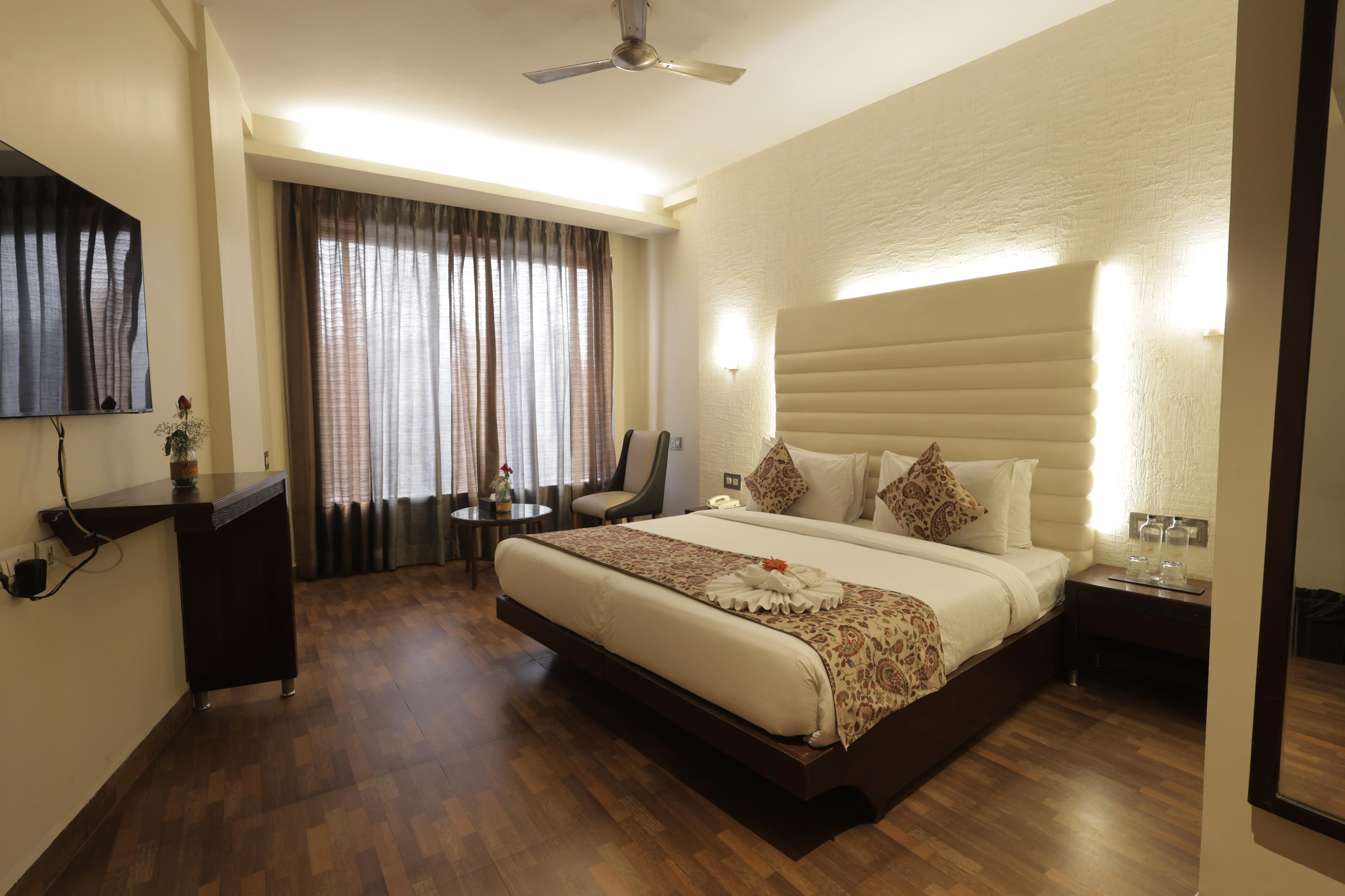 Chinmay Hotels and Resorts Room Type - Executive Room