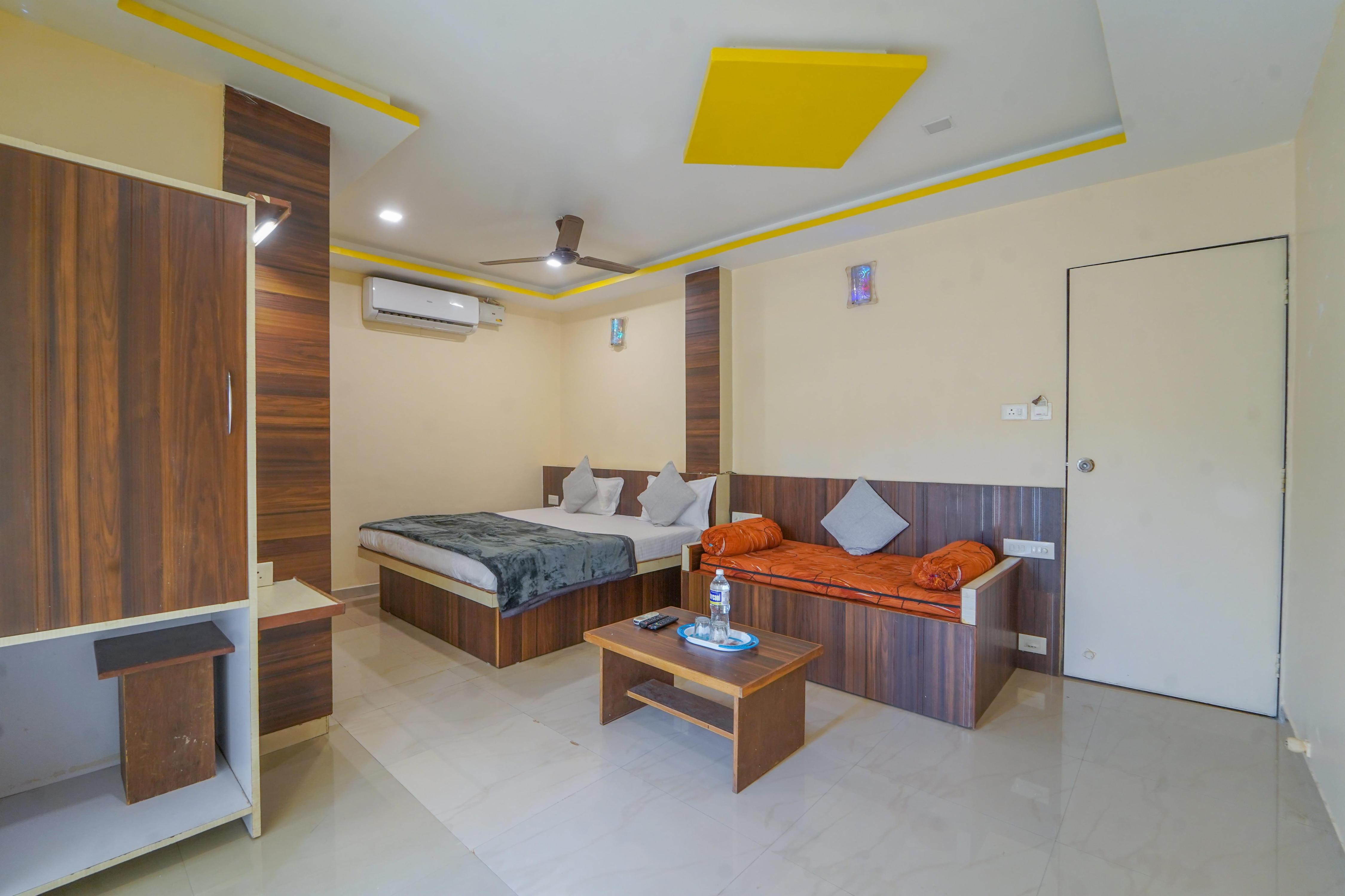 Berry Fresh Stays Mahabaleshwar With Pool - Tap to explore photos