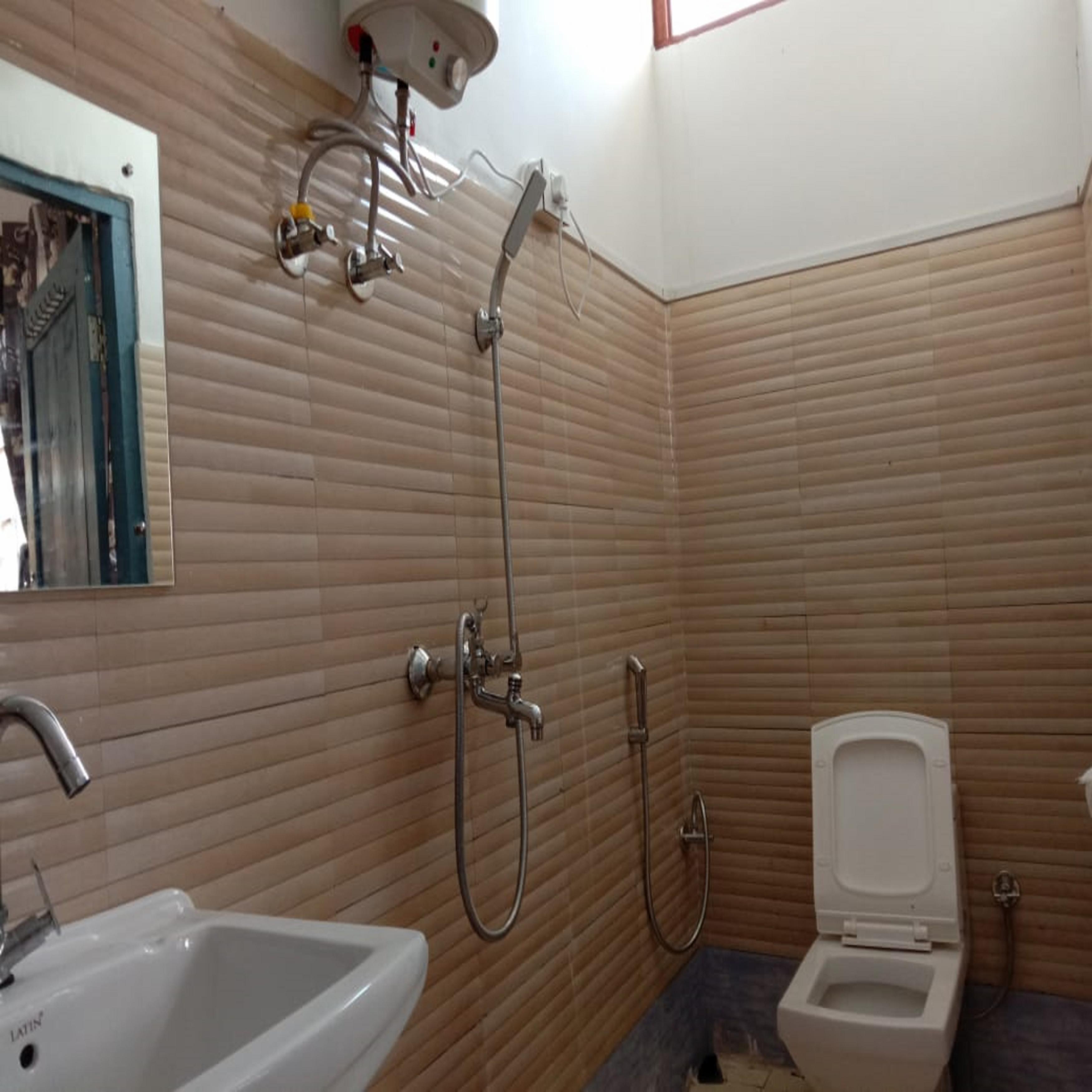 Himgiri Home Stay - Tap to explore photos