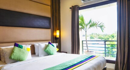 Treebo Kingsbury Fiesta Vellore Room Type - Standard Room