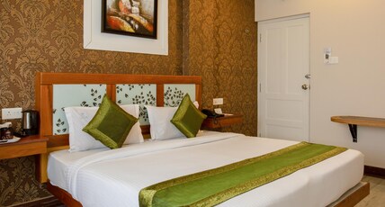 Treebo The Qasr Room Type - Standard Room