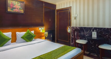 Treebo Green View, Park Circus Room Type - Superior Room