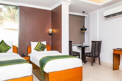 Treebo Green View, Park Circus