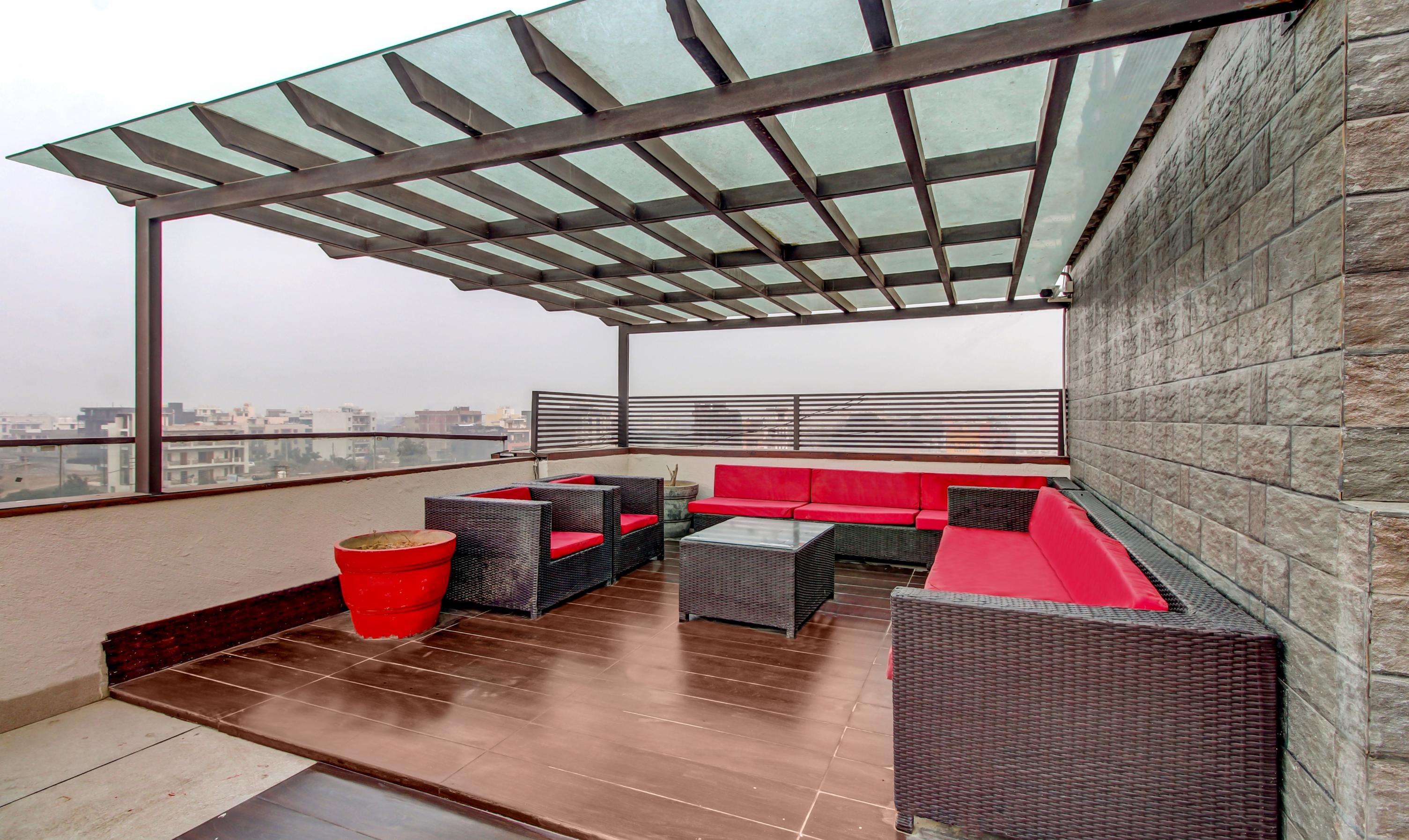 Treebo M2M Residency Sector 46 - Tap to explore photos