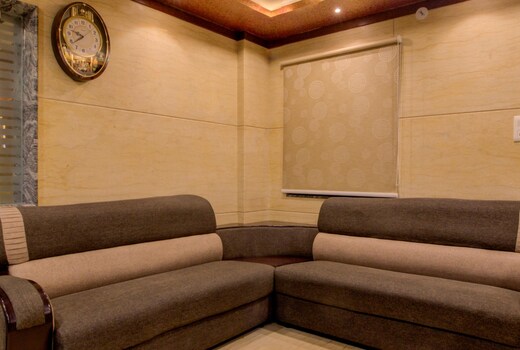 Treebo Sls Grand
