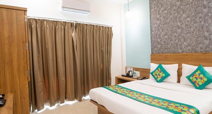 Treebo Winter Town Venna Lake With Swimming Pool Room Type - Deluxe Room