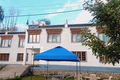 Kushu Guest House | Your Cozy Haven with Personalized Care