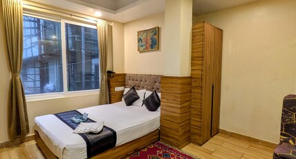 The Revett Room Type - Queens Deluxe Room
