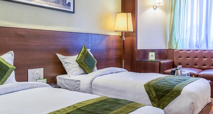 Treebo Premium Grand Emerald Room Type - Standard Room Treebo Premium Grand Emerald Room Type - Standard Room