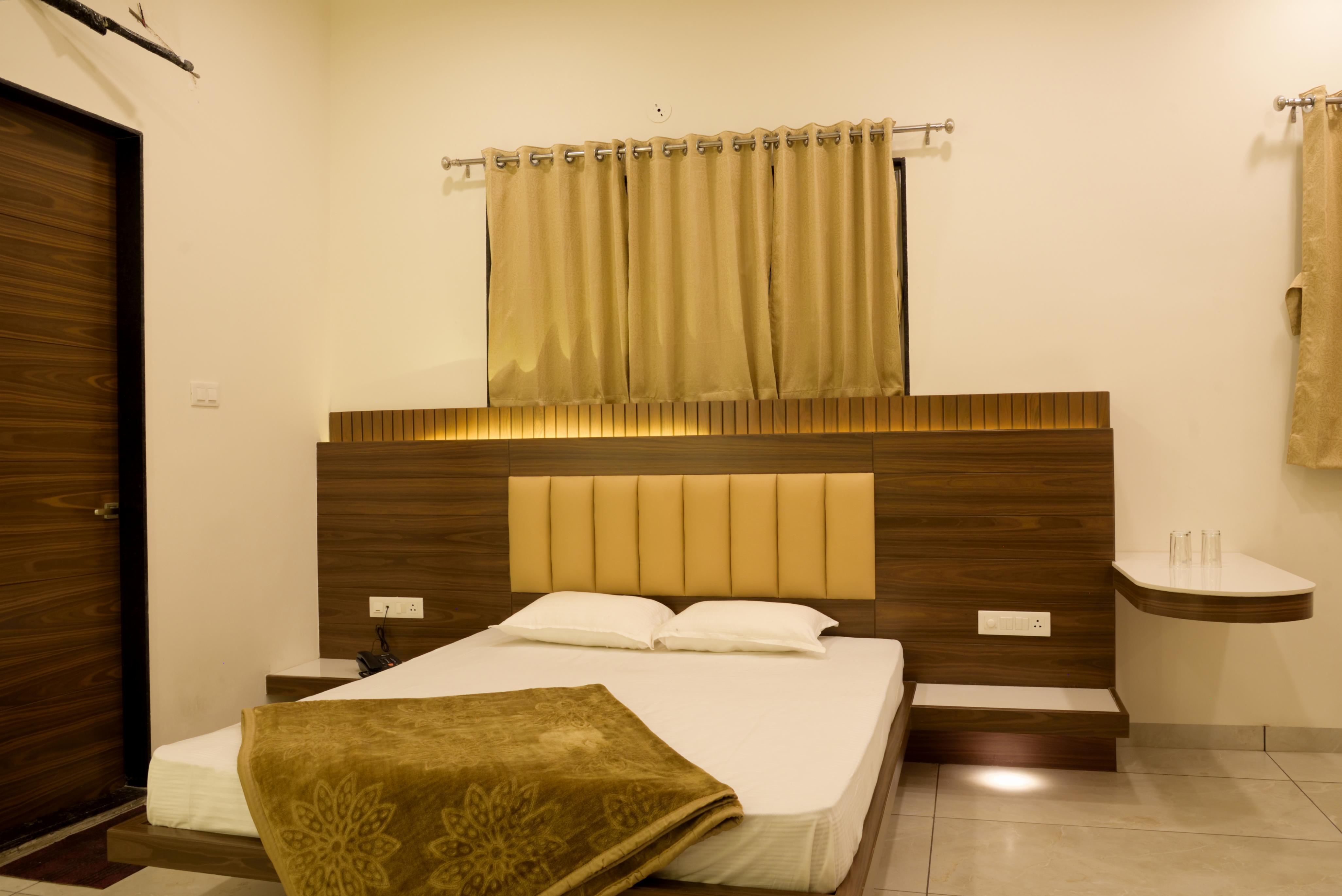 Hotel Govindam - Tap to explore photos