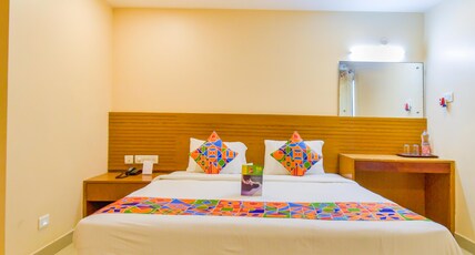 FabHotel Deccan Heritage Room Type - Deluxe Room