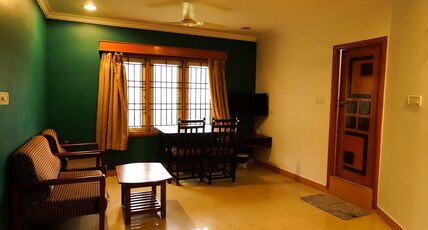 RAMANA TOWERS Thiruvannamalai Room Type - Double bedroom (Single Washroom) RAMANA TOWERS Thiruvannamalai Room Type - Double bedroom (Single Washroom)
