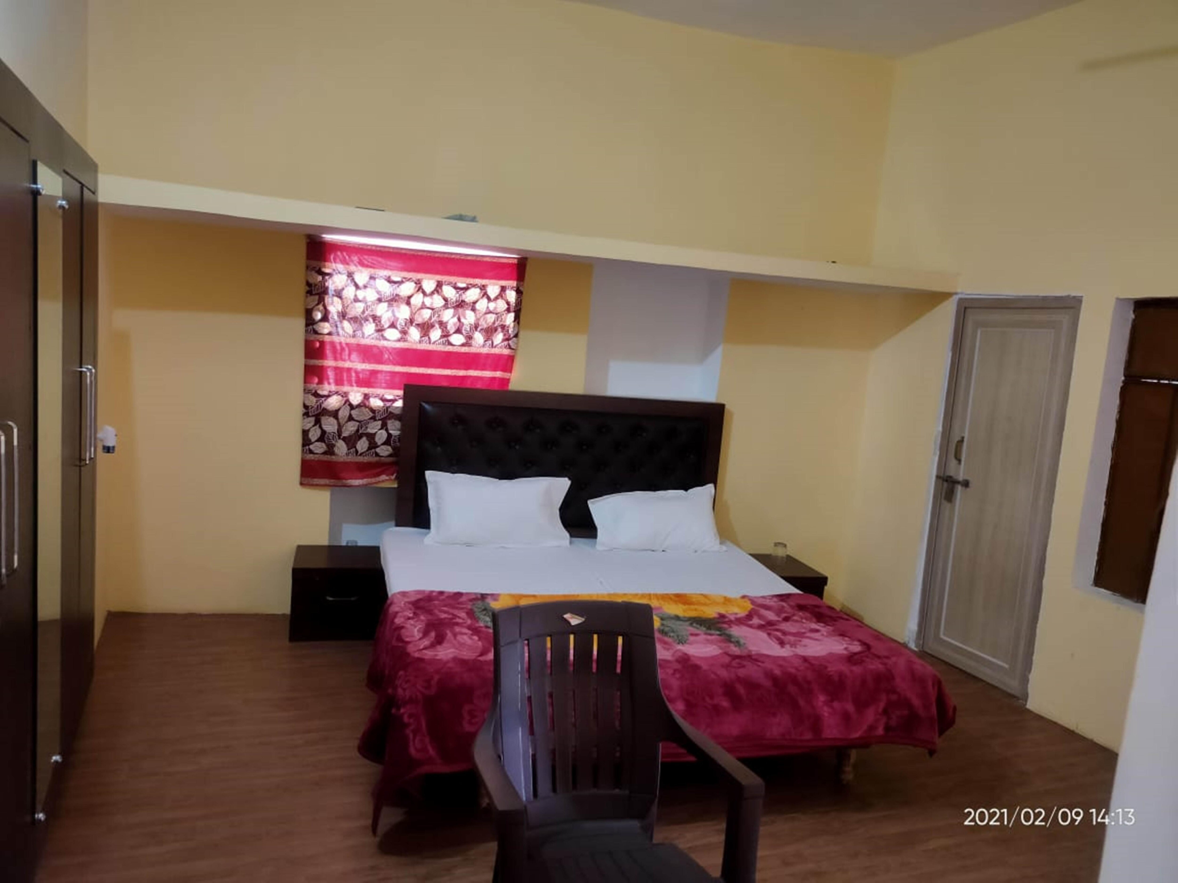 Mridul 1 BHK Homestay with a Kitchen - Tap to explore photos