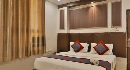 Hotel Amanda Room Type - Deluxe Room With Window, 10 Percent Off On Food Bill. Hotel Amanda Room Type - Deluxe Room With Window, 10 Percent Off On Food Bill.