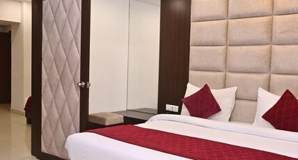 Hotel Royalsion Room Type - Royalsion Suite