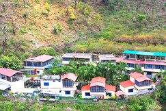 Baandal River Resort, Maldevta