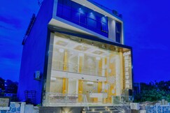 Hotel Manyavar Palace