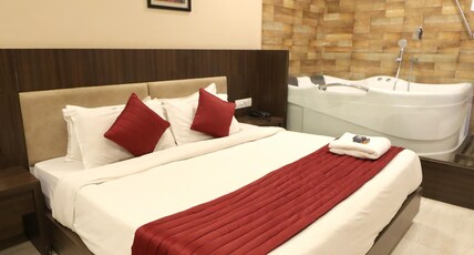 Hotel Privya Surat Room Type - Suite Room