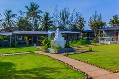 Treebo Lands End Beach Resort Morjim