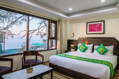 Treebo Maharaja, Near Mall Road