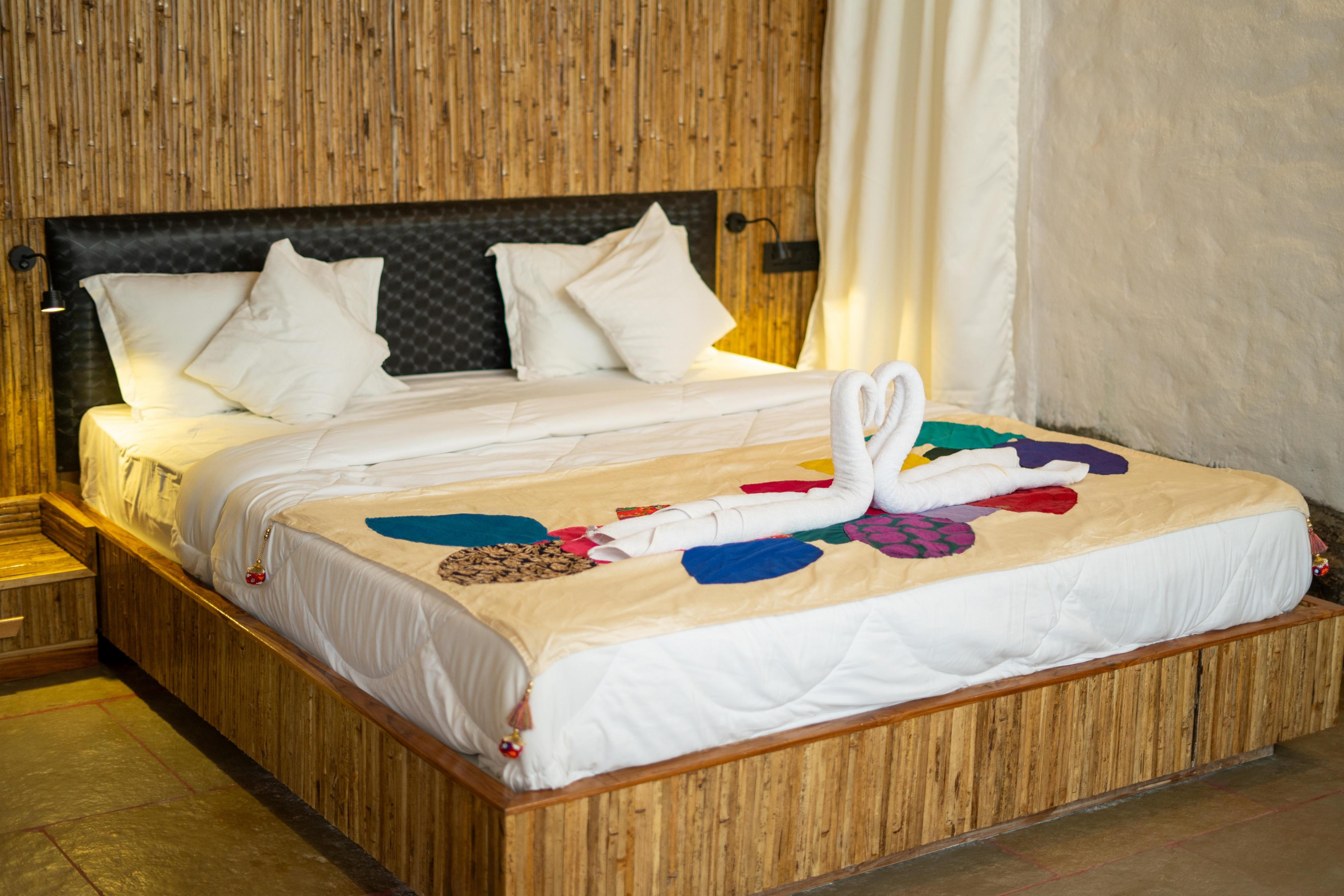 SOU Palms - Tap to explore photos