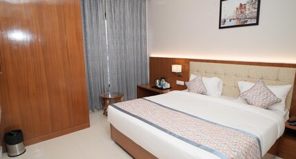 Hotel Veda by R K S Room Type - EXECUTIVE ROOM