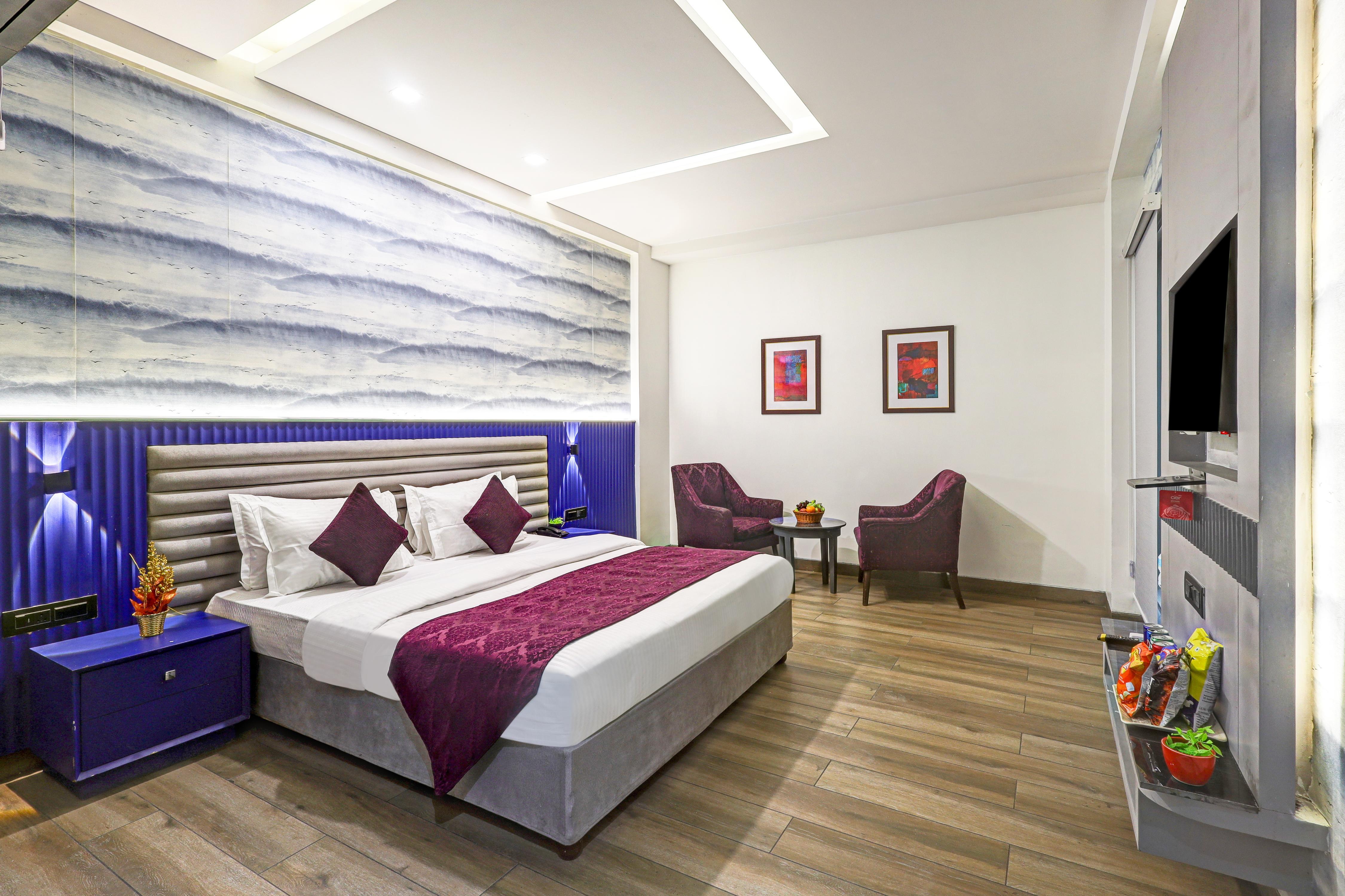 Hotel Mystique Melange-Ashok Vihar - Tap to explore photos